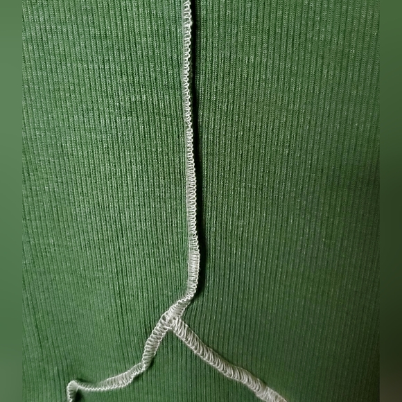 Green Ribbed Dress - Picture 4 of 5